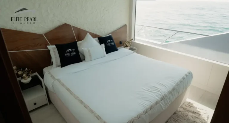 Elite Pearl Modern Boat 100 FT (12)