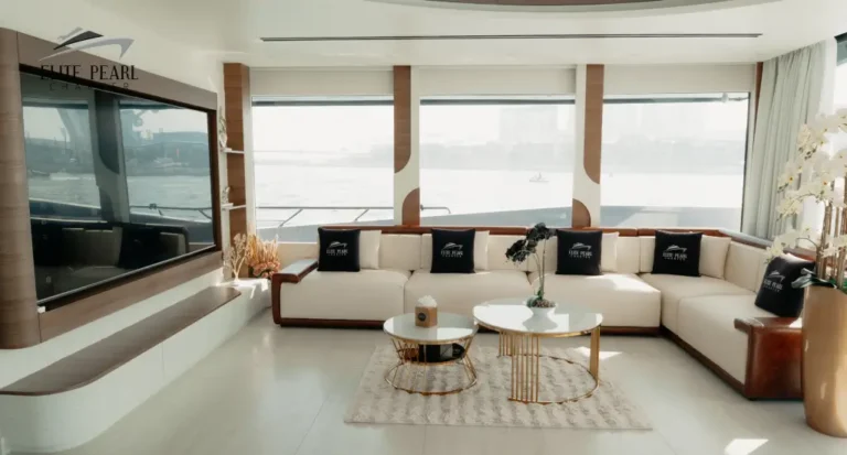 Elite Pearl Modern Boat 100 FT (5)